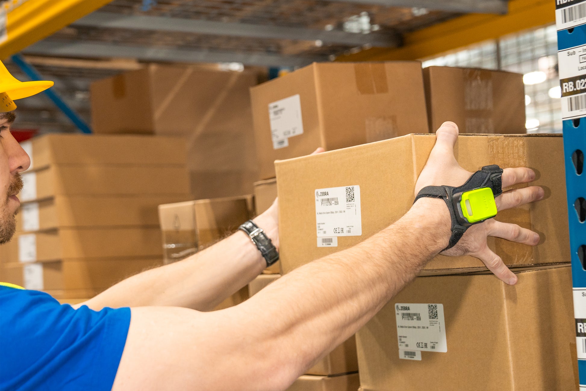 Zebra RS2100 Wearable Barcode Scanner in use (RS21C0-TS00ZWR)